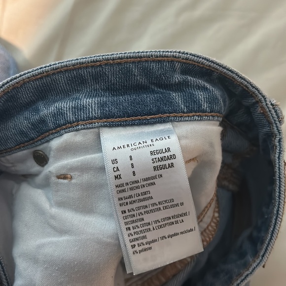 AE Ripped Mom Jeans - Picture 5 of 5